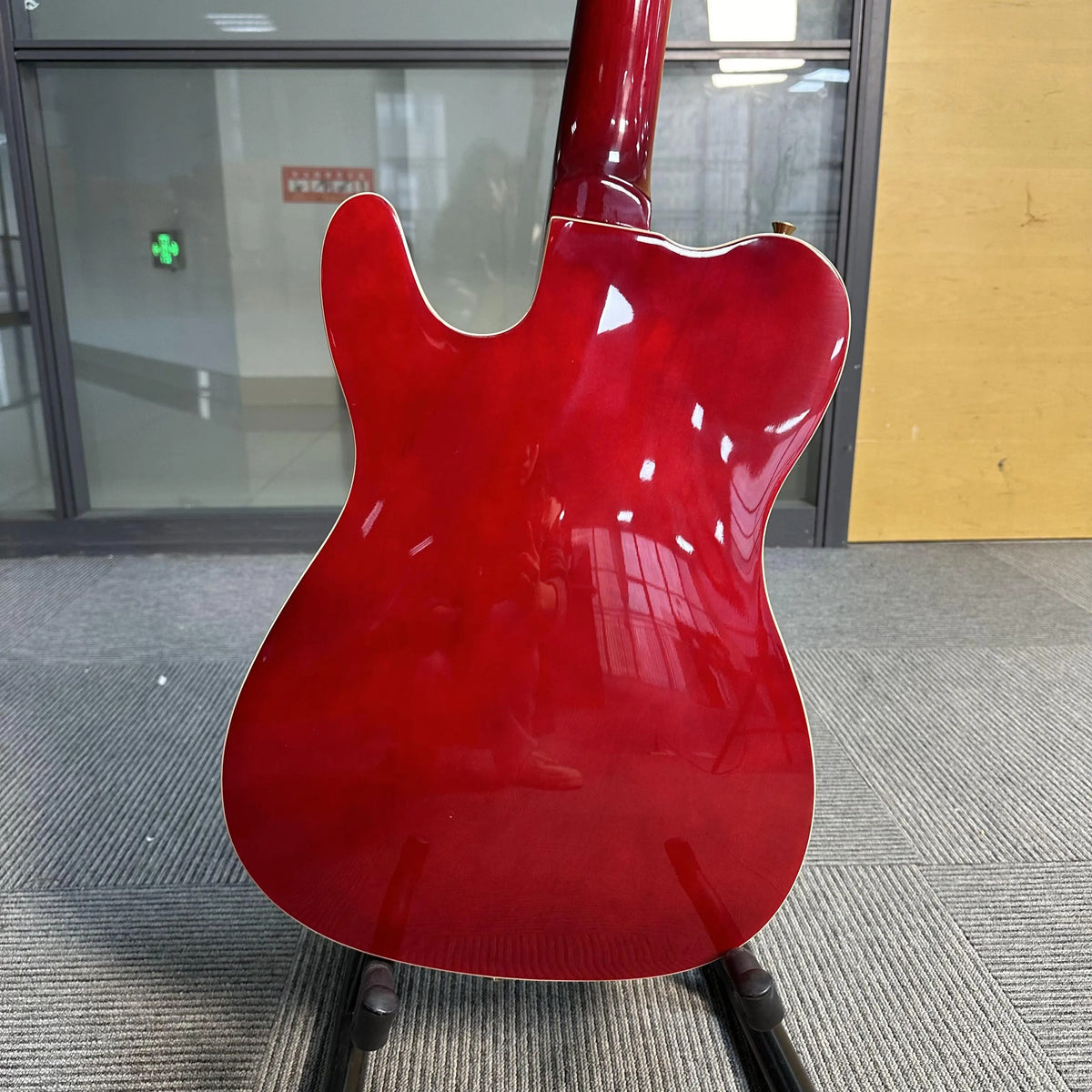 F-Shaped Soundhole Red Electric Guitar Semi-Hollow Body Rosewood Fingerboard 22 Fret Positions 6 Strings Christmas Gifts American Warehouse Free Shipping