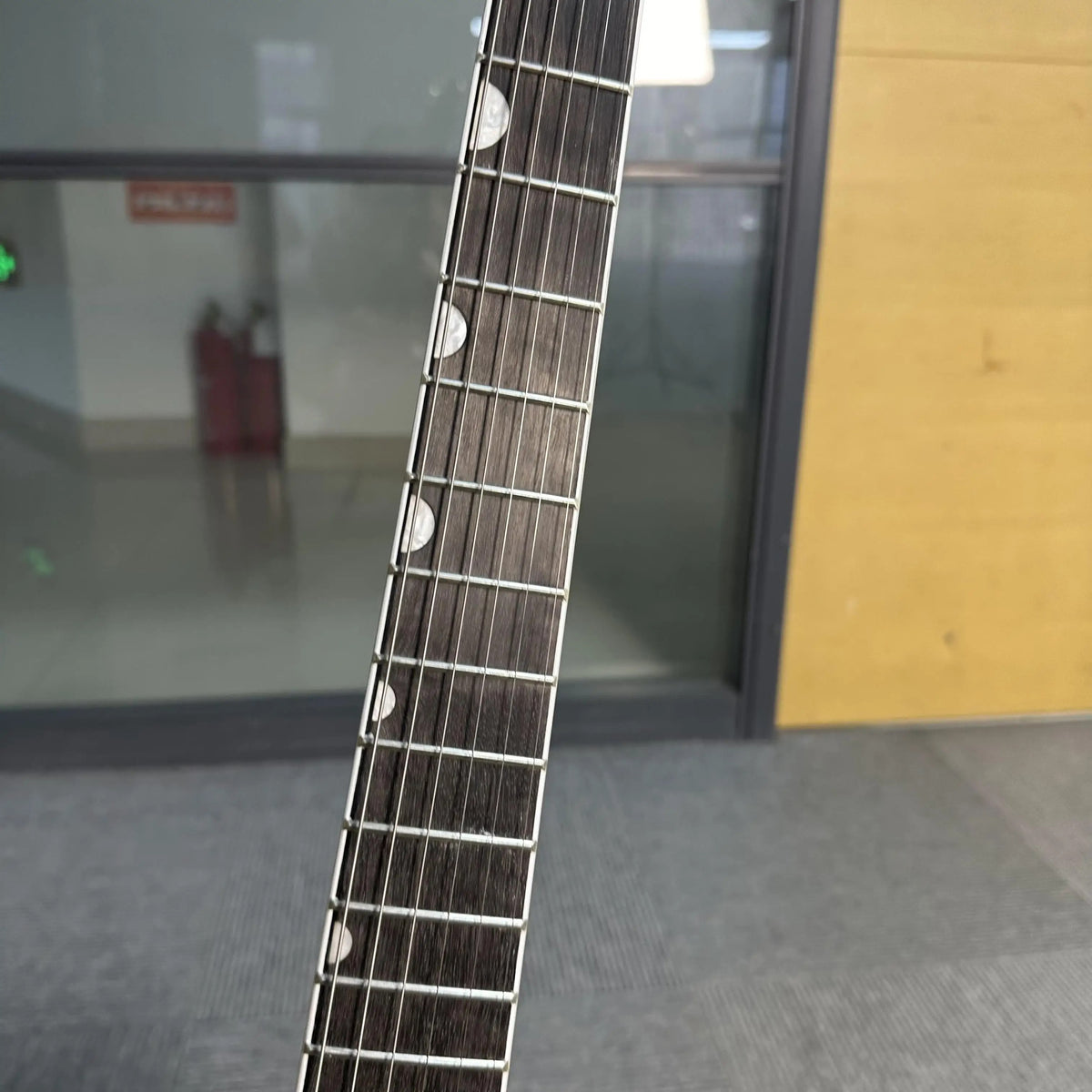 F-Shaped Soundhole Red Electric Guitar Semi-Hollow Body Rosewood Fingerboard 22 Fret Positions 6 Strings Christmas Gifts American Warehouse Free Shipping